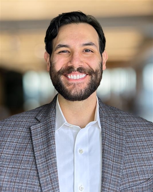 Headshot of Jay Martinez.
