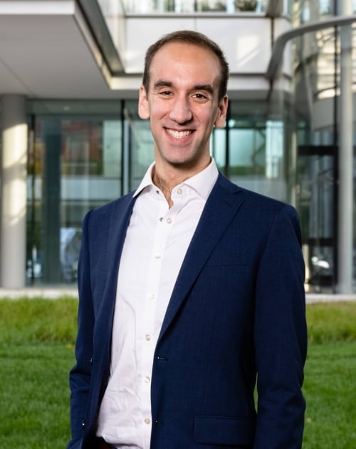 Headshot of Seffi Kogen.